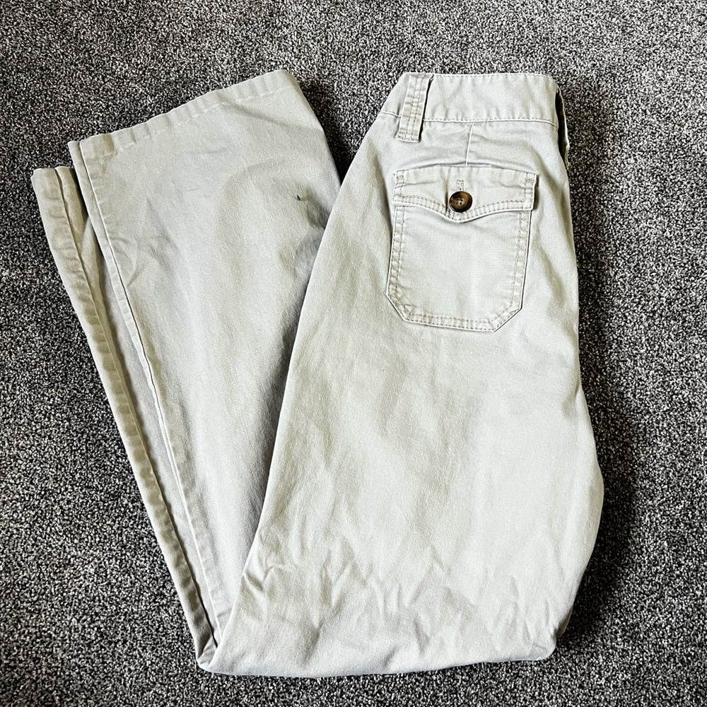 harold’s khaki pants